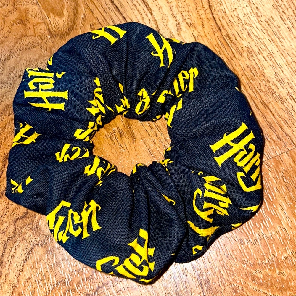 Harry Potter handmade scrunchie!!!